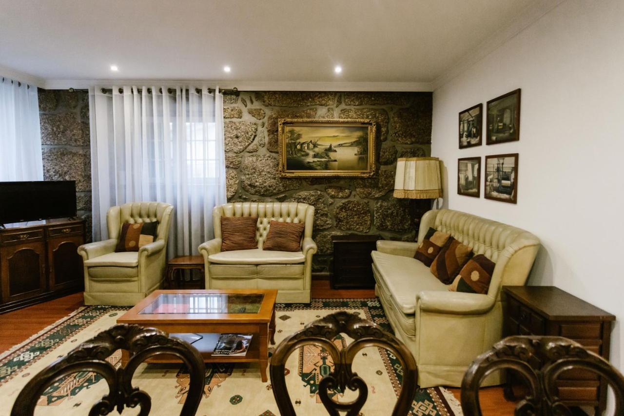 Casa Da Calcada Βίλα Γκιμαράες Εξωτερικό φωτογραφία